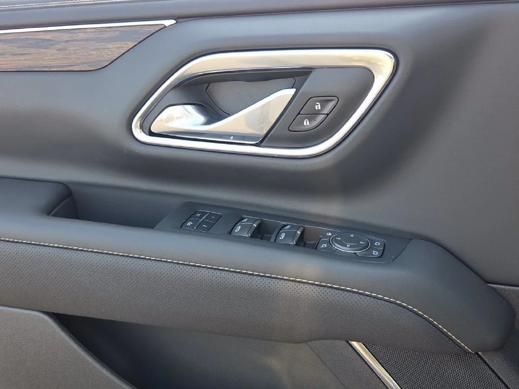 Used 2024 Sterling Gray Metallic Chevrolet Premier image 36