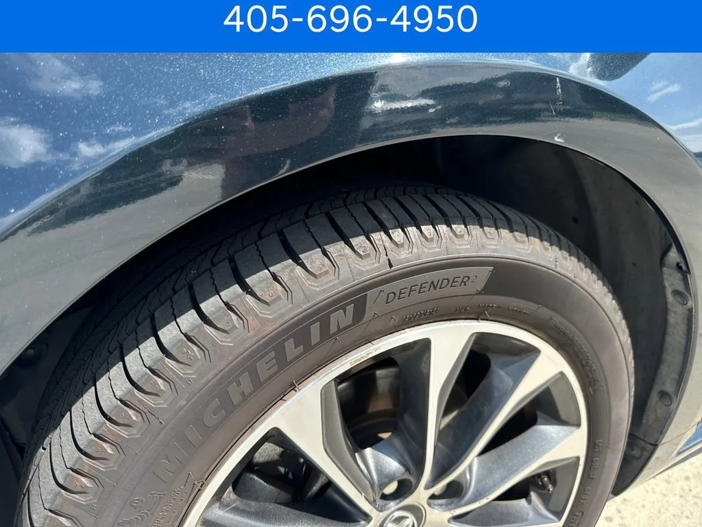 Pre-Owned 2017 Toyota Avalon XLE