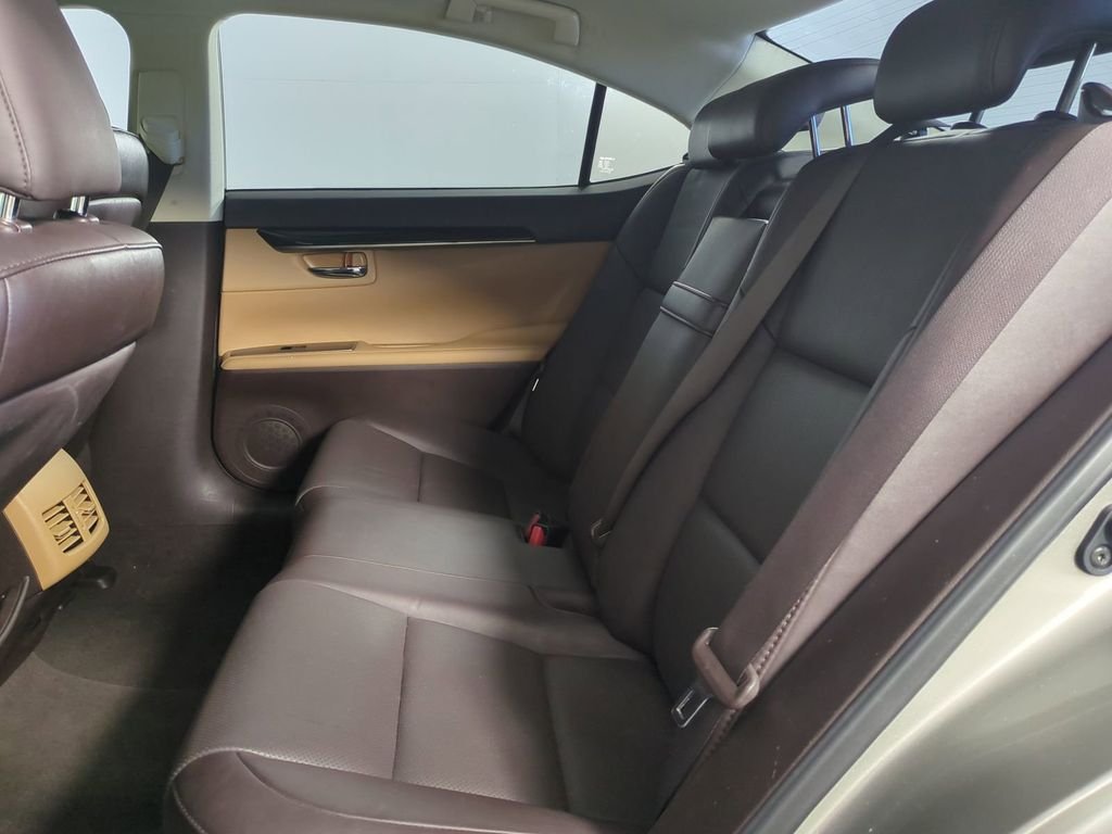 2018 Lexus ES 350 - Photo 14