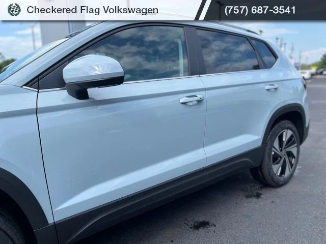 New 2026 Gray Volkswagen 1.5T SE image 3