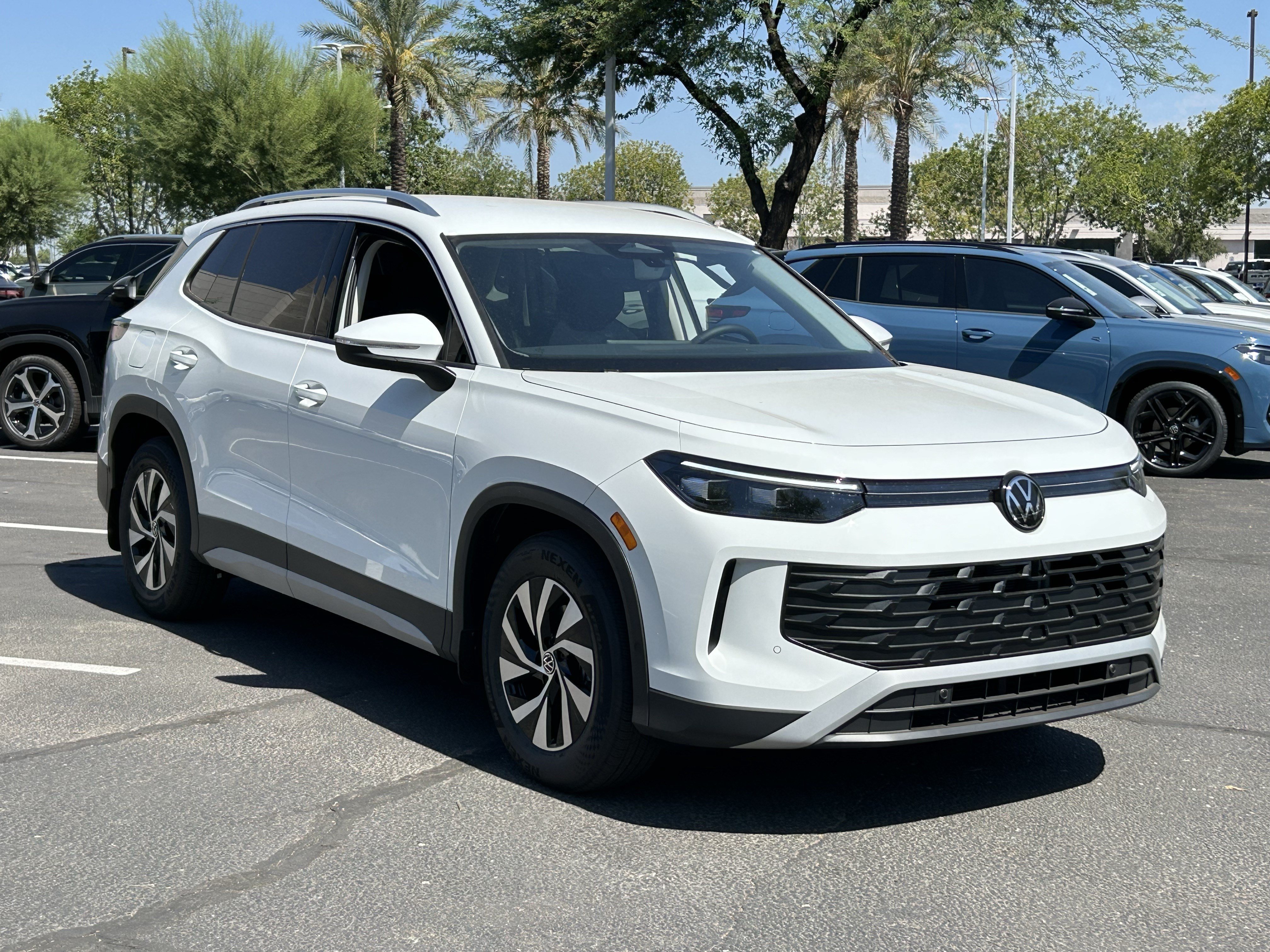 New 2026 Pure White Volkswagen S image 4