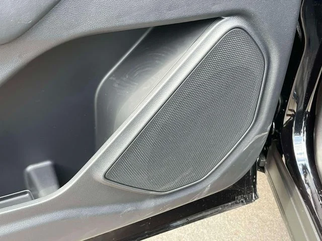 New 2026 Agate Black Metallic Ford Tremor® image 23