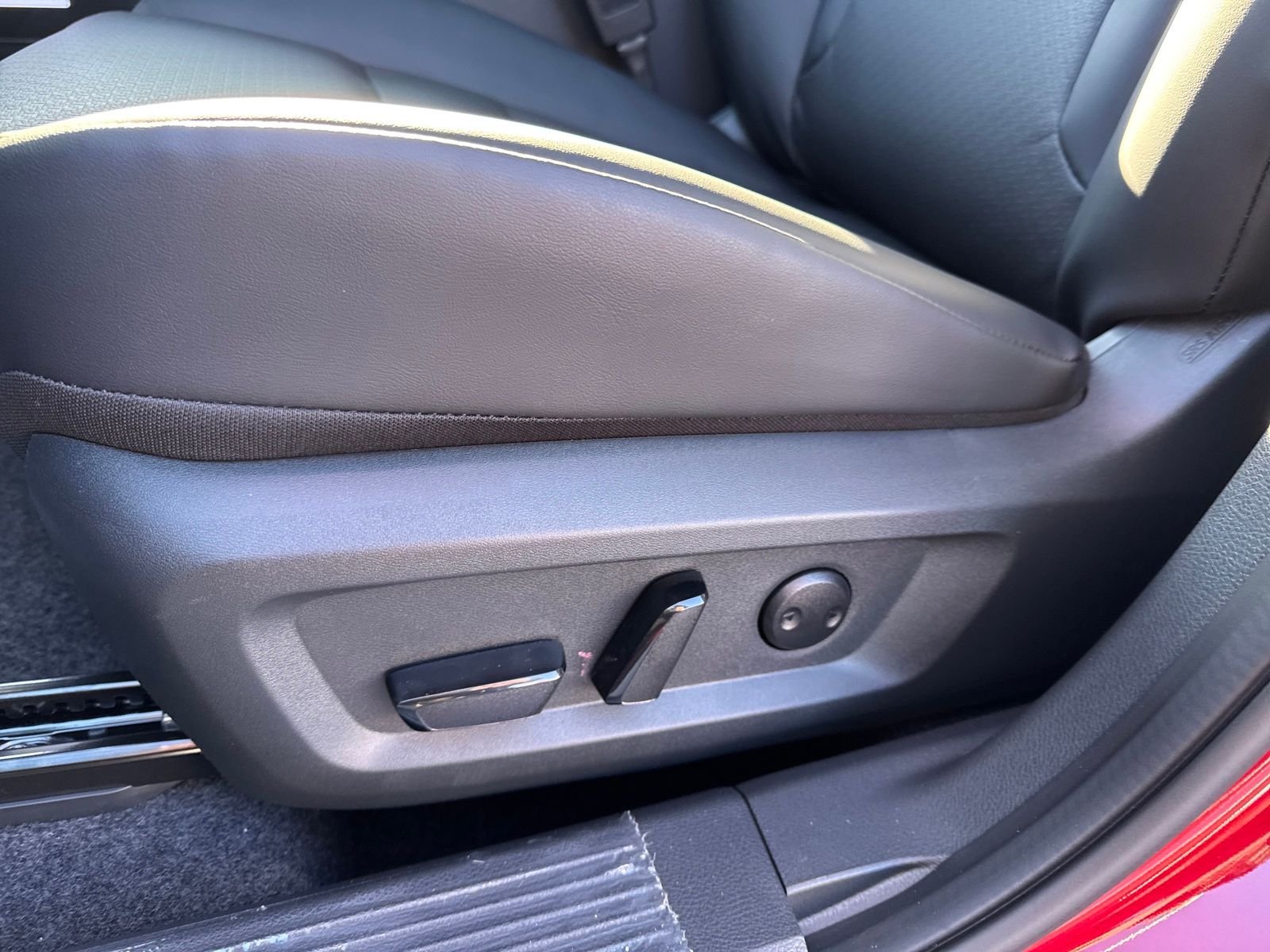 New 2026 Nissan Rogue Dark Armor 4D Sport Utility