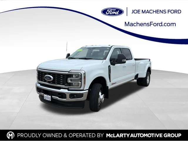 Used 2025 White Ford XL image 1