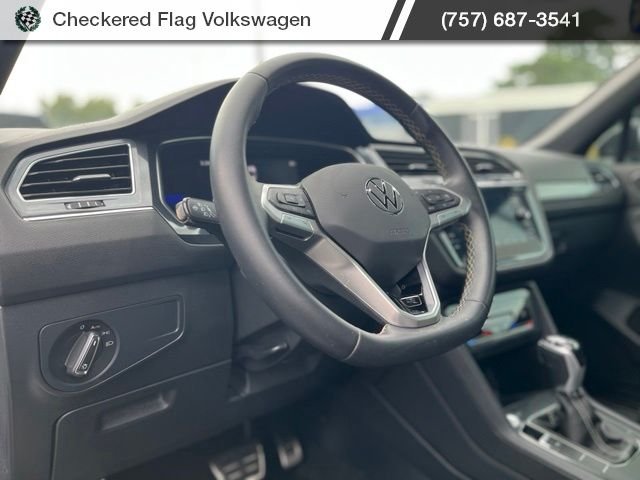 Used 2023 Platinum Gray Metallic Volkswagen 2.0T SE R-Line Black image 19