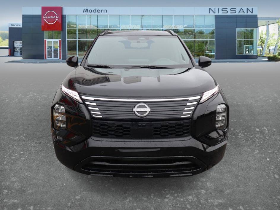 Used 2026 Cosmic Black Nissan Platinum image 7