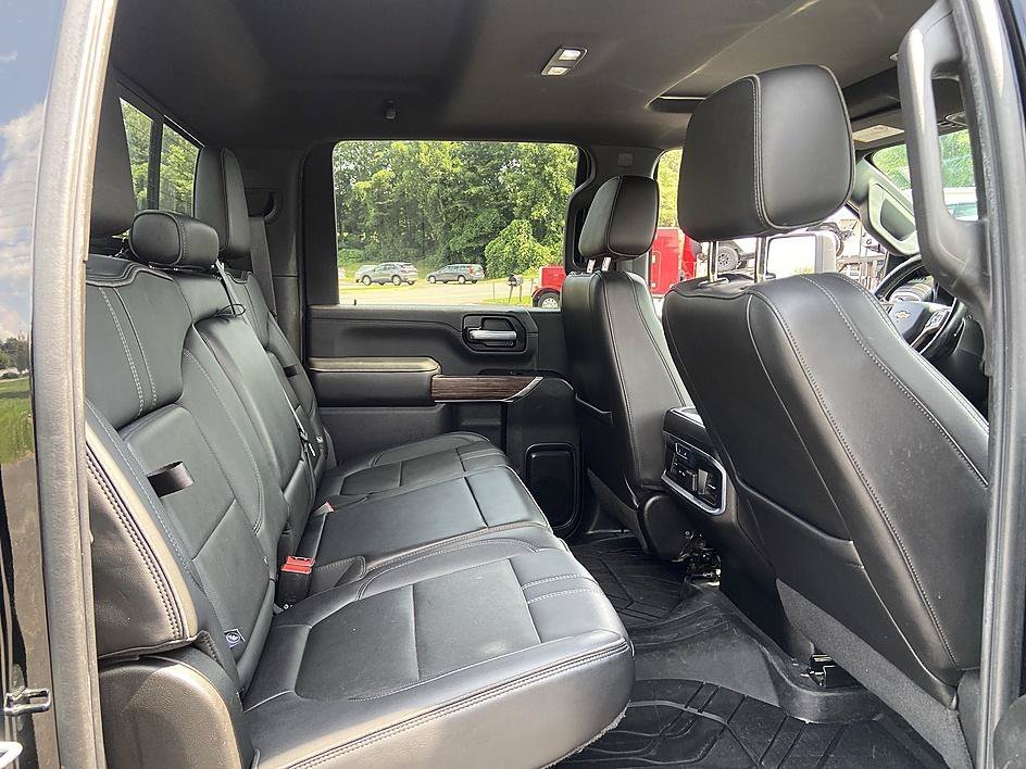 Used 2021 Black Chevrolet High Country image 15