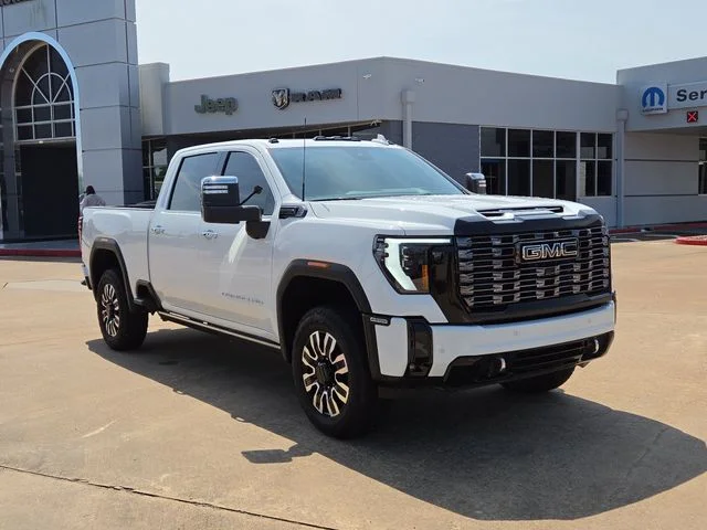 2025 GMC Sierra 4WD Crew Cab Long Box Denali Ultimate's photo