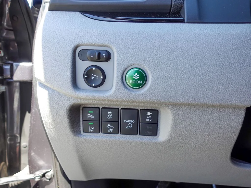 Used 2017  Honda RTL-E image 19