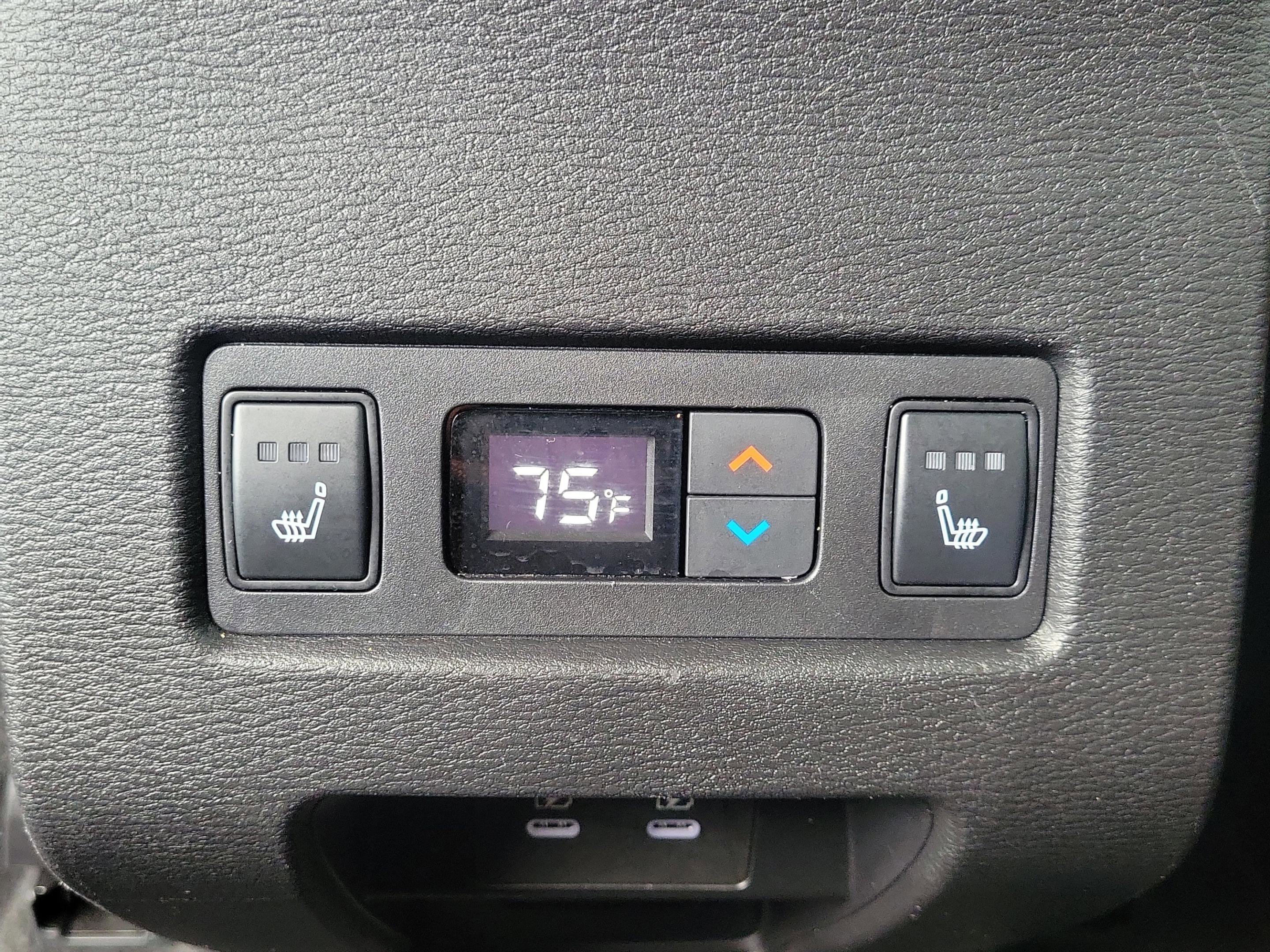 Used 2025 Moonstone Gray/Black Roof Mitsubishi SEL image 13