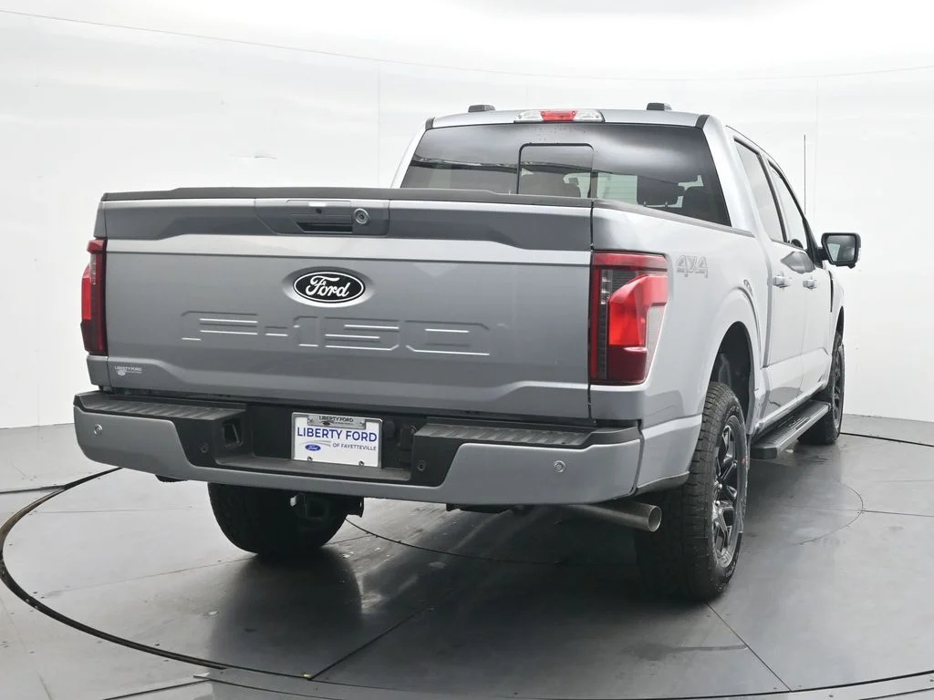 New 2026 Iconic Silver Metallic Ford XLT image 8