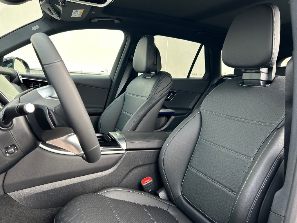 New 2026 Black Mercedes-Benz GLC 300 image 51