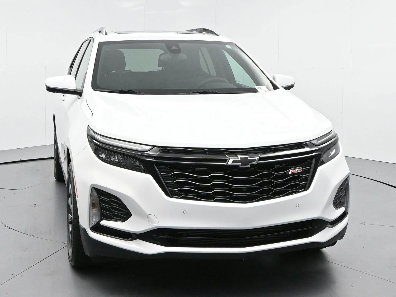Used 2024 Summit White Chevrolet RS image 2
