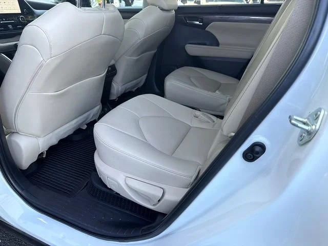 Used 2024 Off-white Toyota Limited image 21