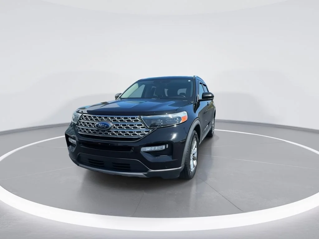 Used 2020 Black Ford Limited image 4