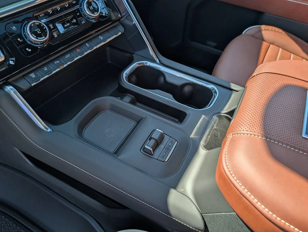 2026 GMC Sierra 3500HD Denali Ultimate - Photo 13