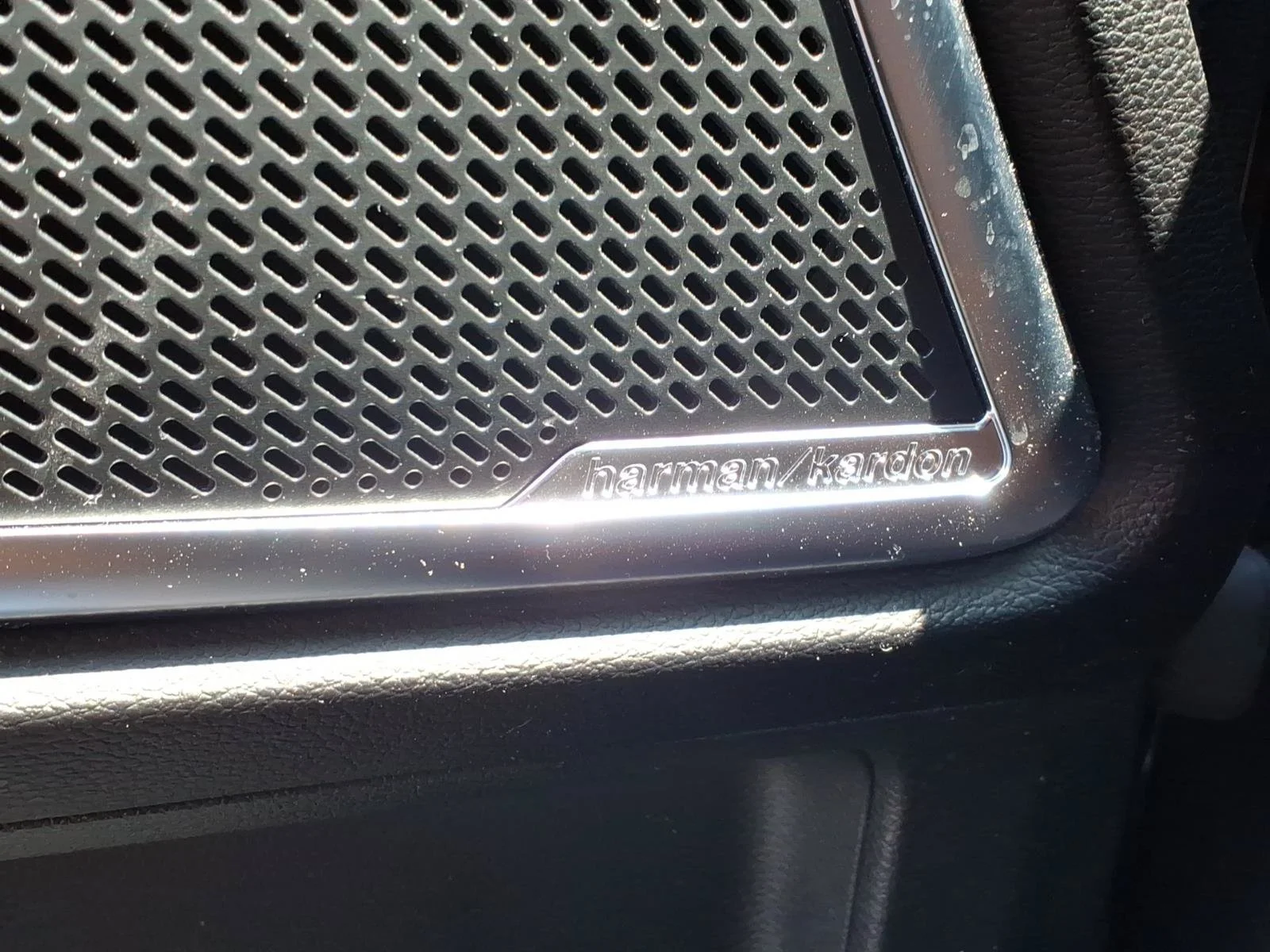 Used 2020 Gravity Gray Kia SX image 18