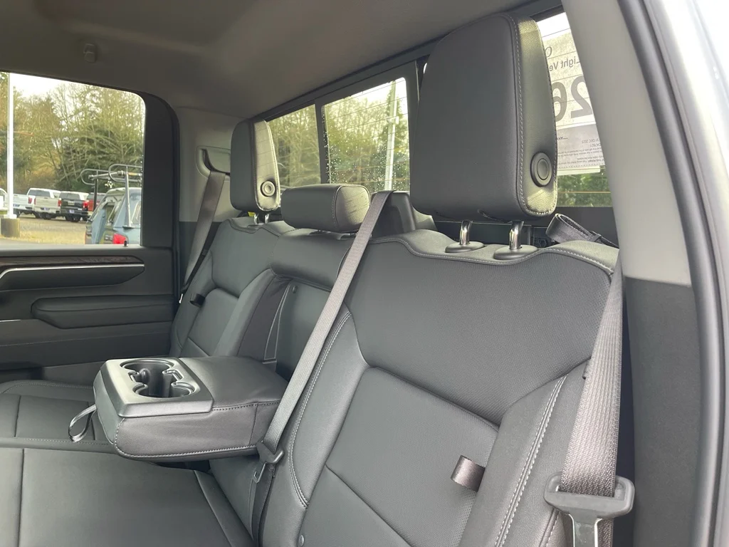 2026 GMC Sierra 2500HD SLT - Photo 32