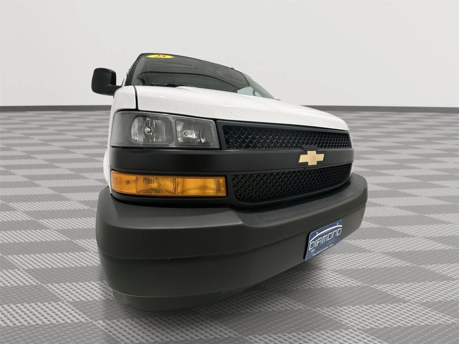 Used 2025 Summit White Chevrolet WT image 23