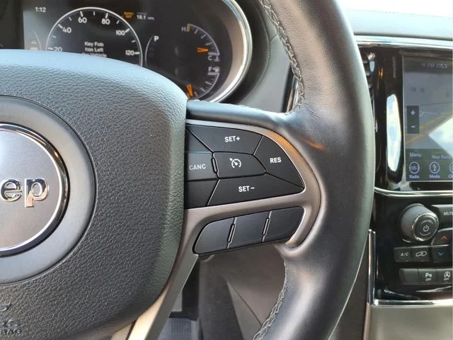 Used 2019 Silver Jeep Overland image 25