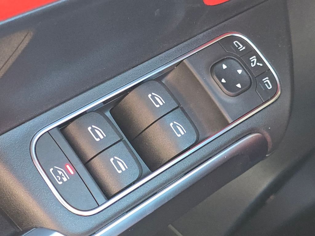 2025 Mercedes-Benz GLB GLB35 AMG - Photo 27