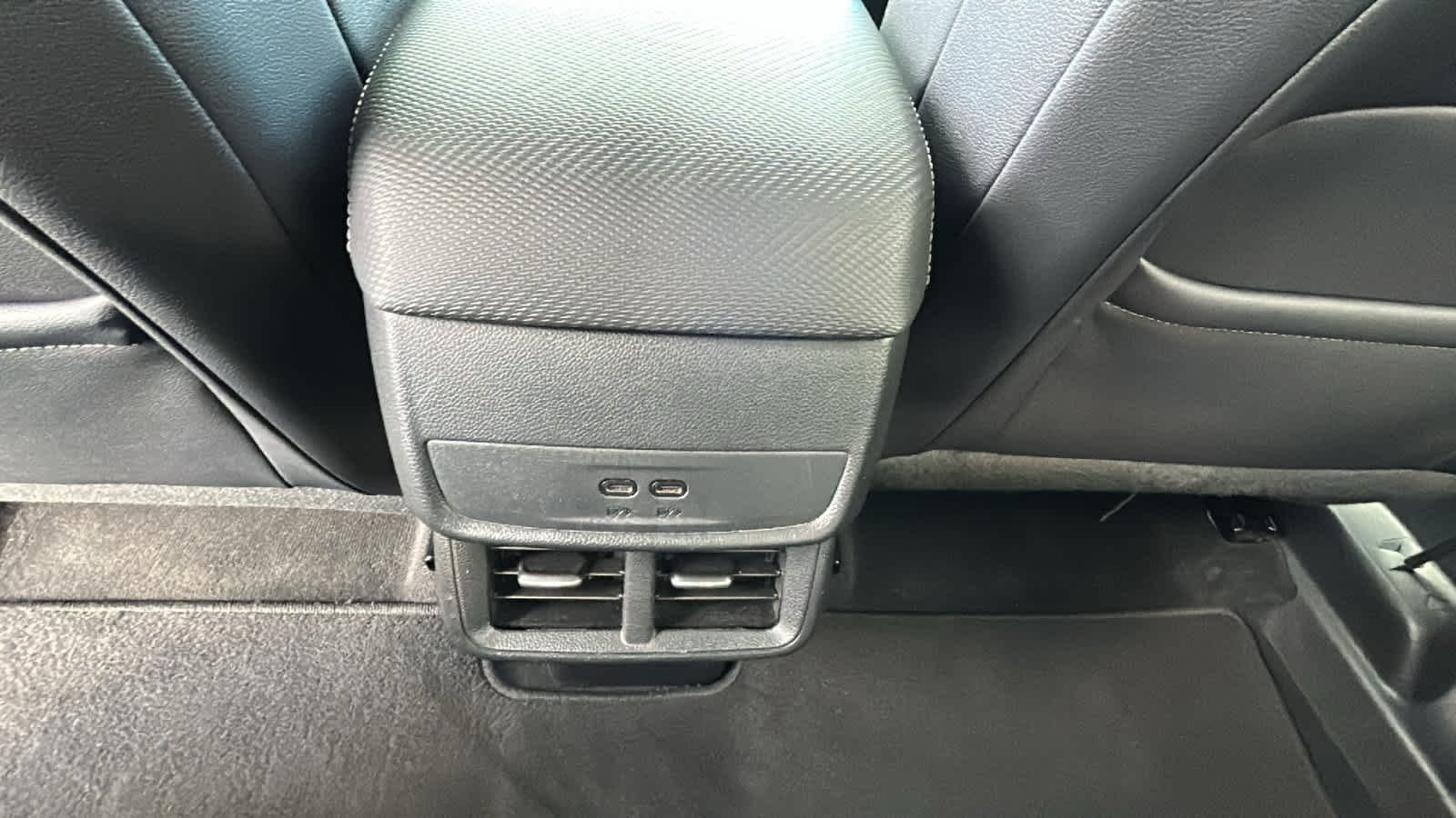 Used 2025 Summit White Chevrolet AWD LT image 25