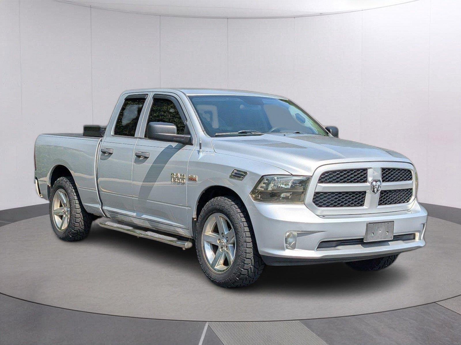 Used 2013 Bright Silver Metallic Ram Express image 8