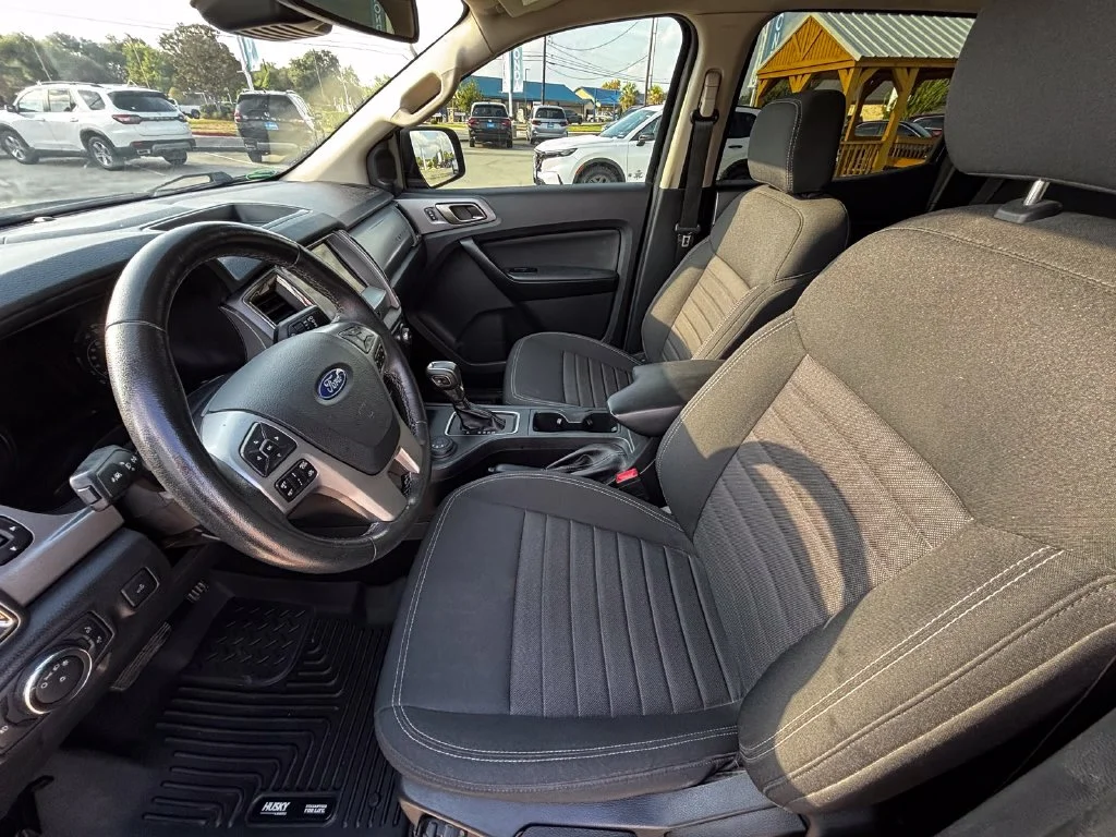 Used 2021 Black Ford XLT image 22