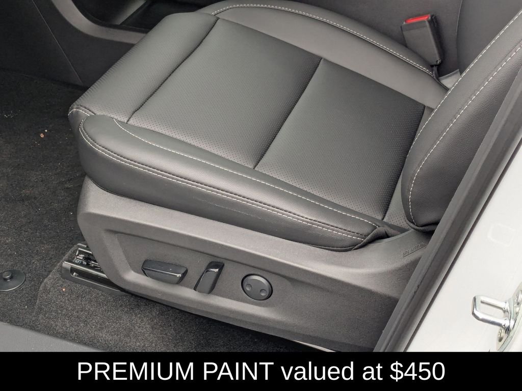 New 2026 Everest White Pearl TriCoat Nissan SL image 6