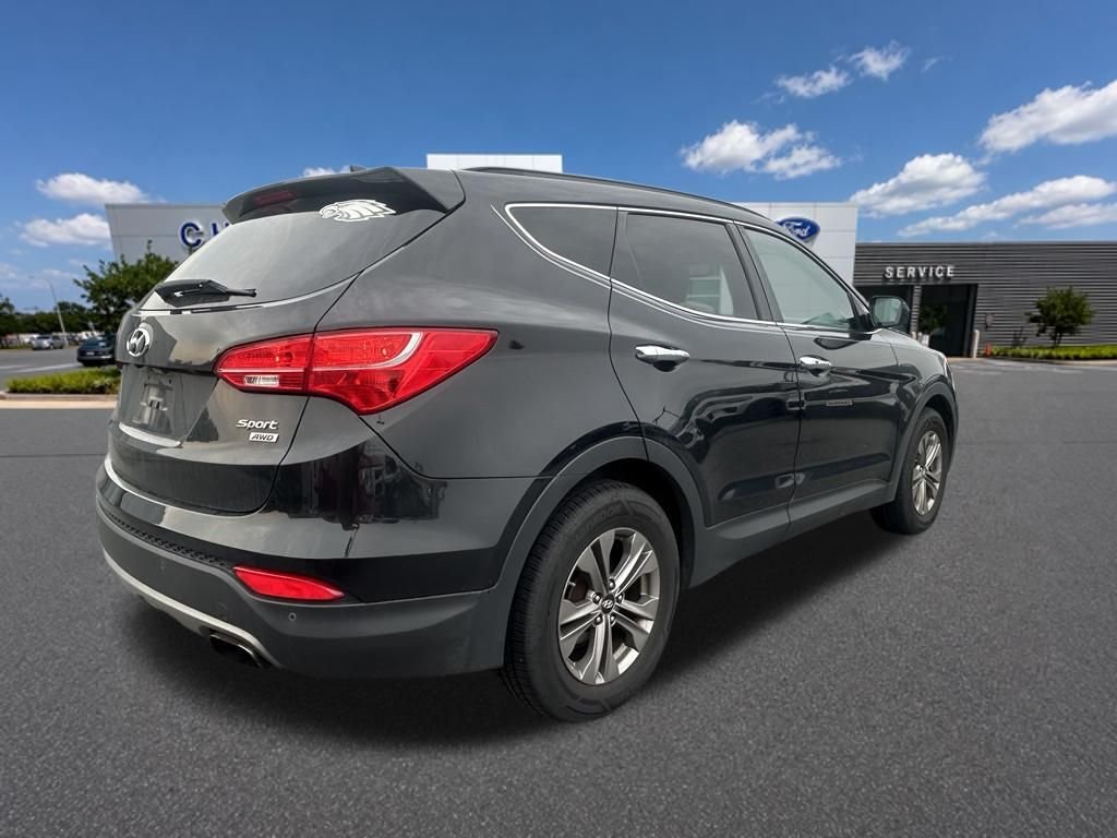 Used 2016 Twilight Black Hyundai 2.4 Base image 4