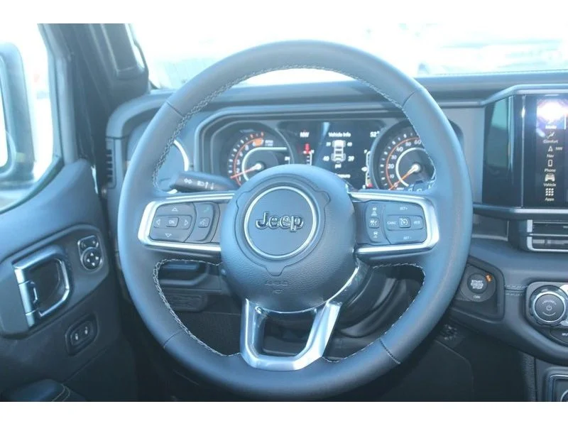 2026 Jeep Wrangler 4-Door Sahara - Photo 6