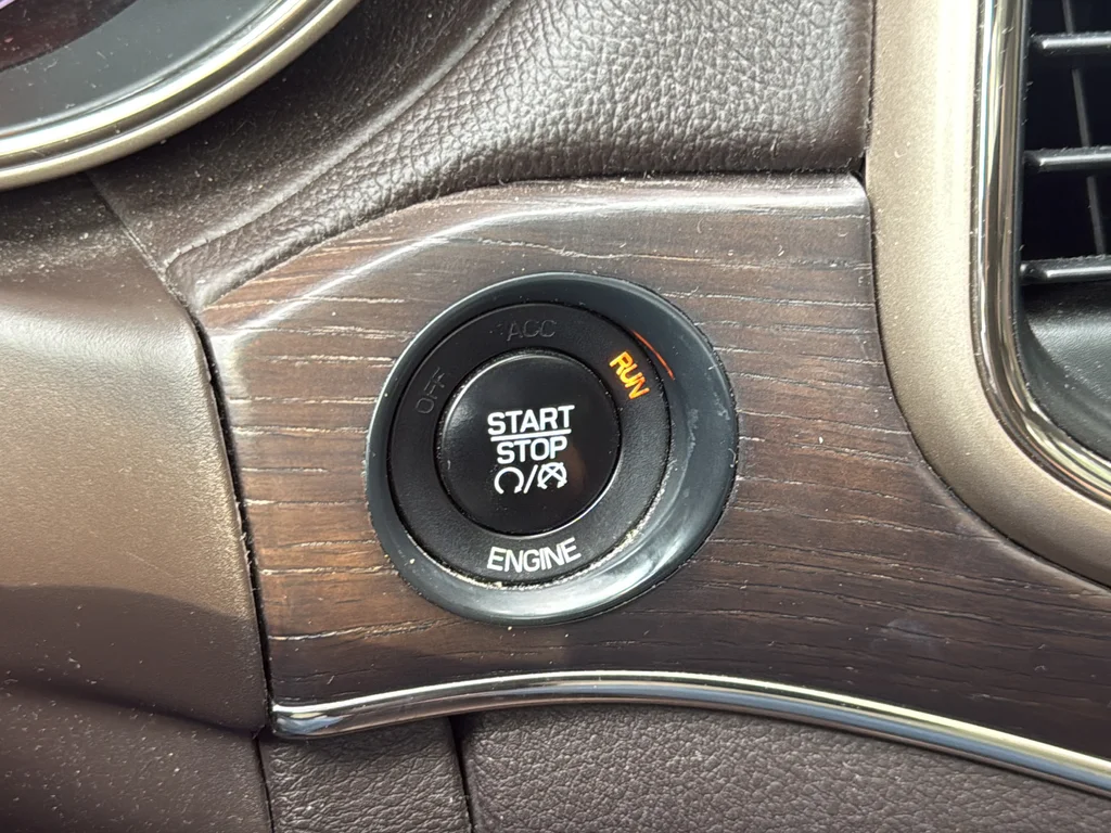 Used 2014 Black Jeep Summit image 13