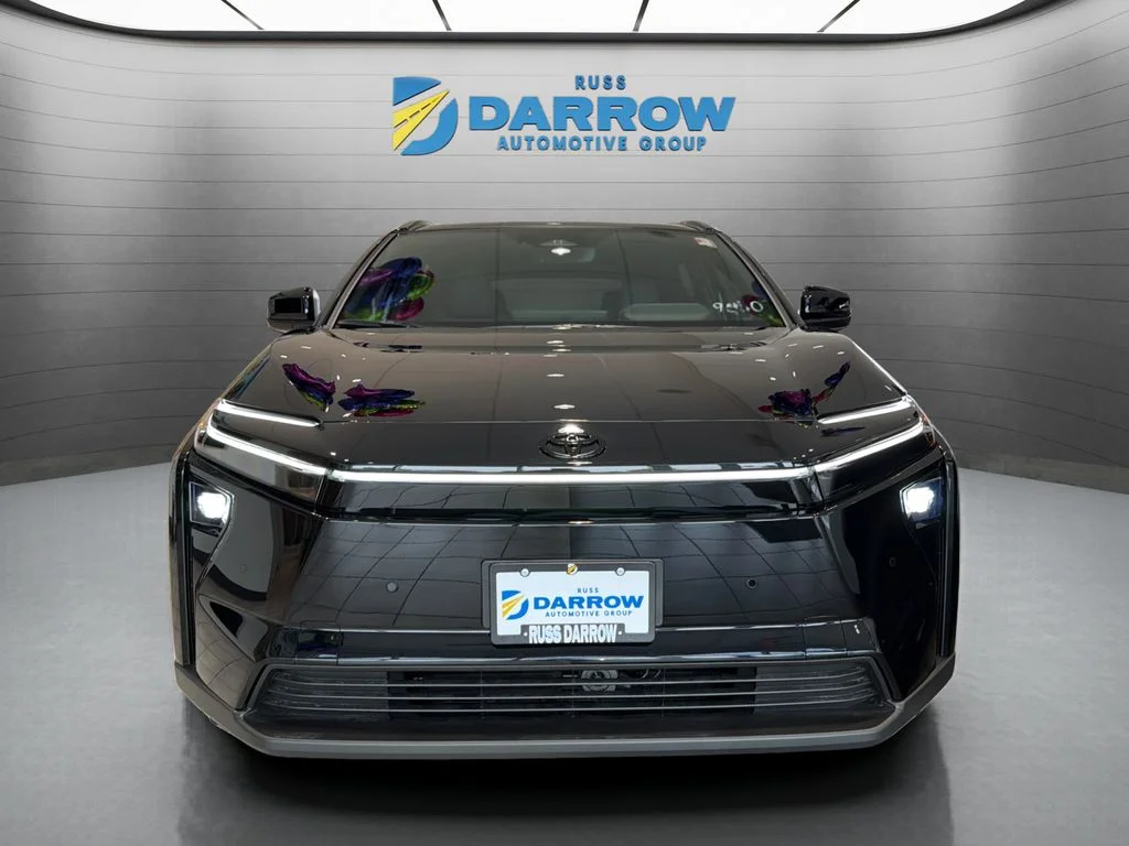 New 2026 Midnight Black Metallic Toyota  XLE image 8