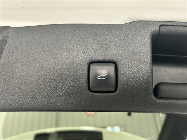 Used 2023 White FORD Active image 6