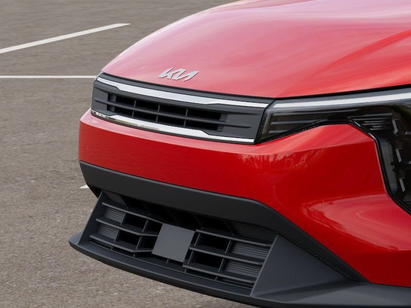 Used 2025 Red Kia LXS image 12
