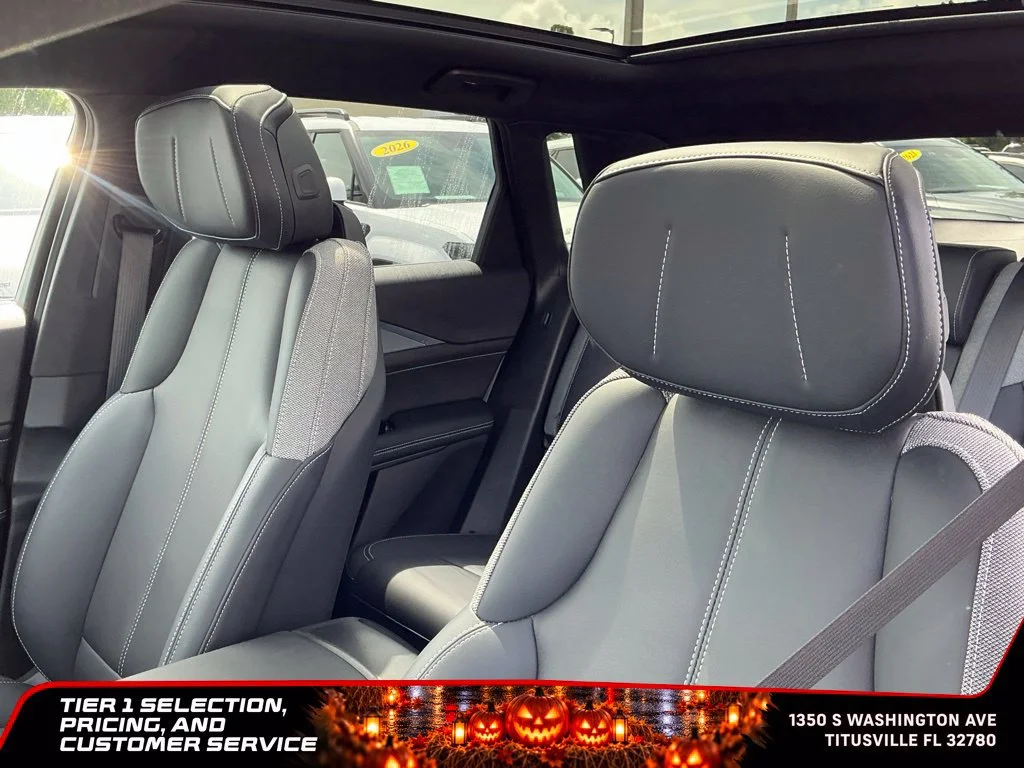 Used 2024 Nimbus Metallic Cadillac Tech image 23