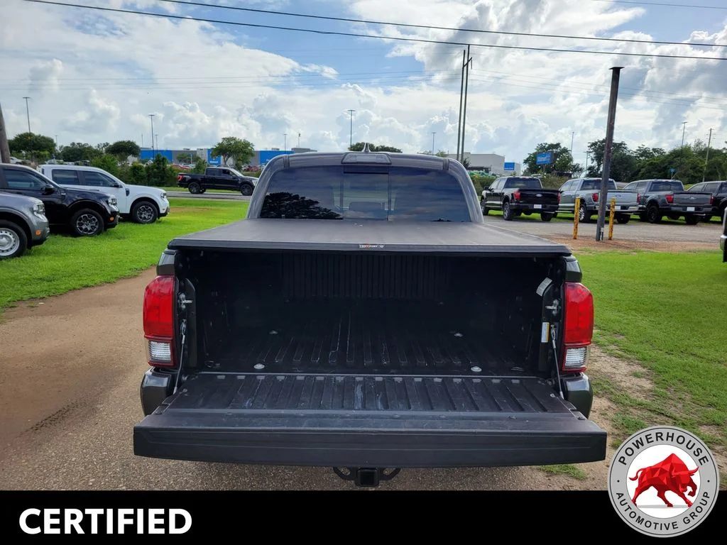 Used 2018 Gray Toyota SR5 image 14