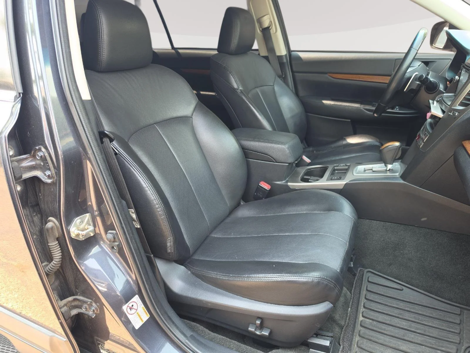 Used 2013 Graphite Gray Metallic Subaru 2.5i Limited image 7