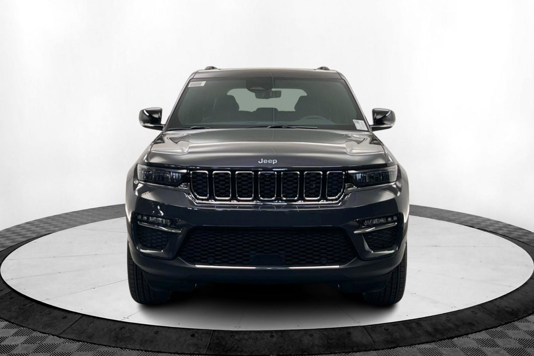 New 2024 Baltic Gray Metallic Clear-Coat Exterior Paint Jeep Base 4xe image 9
