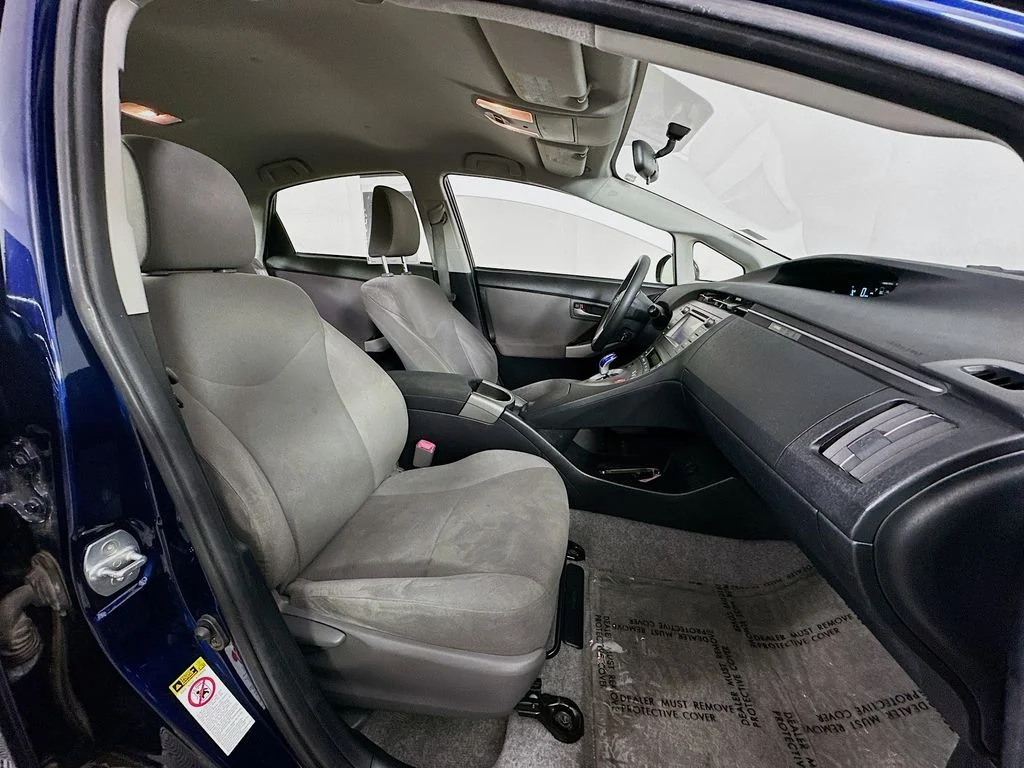Used 2013 Nautical Blue Metallic Toyota Two image 25