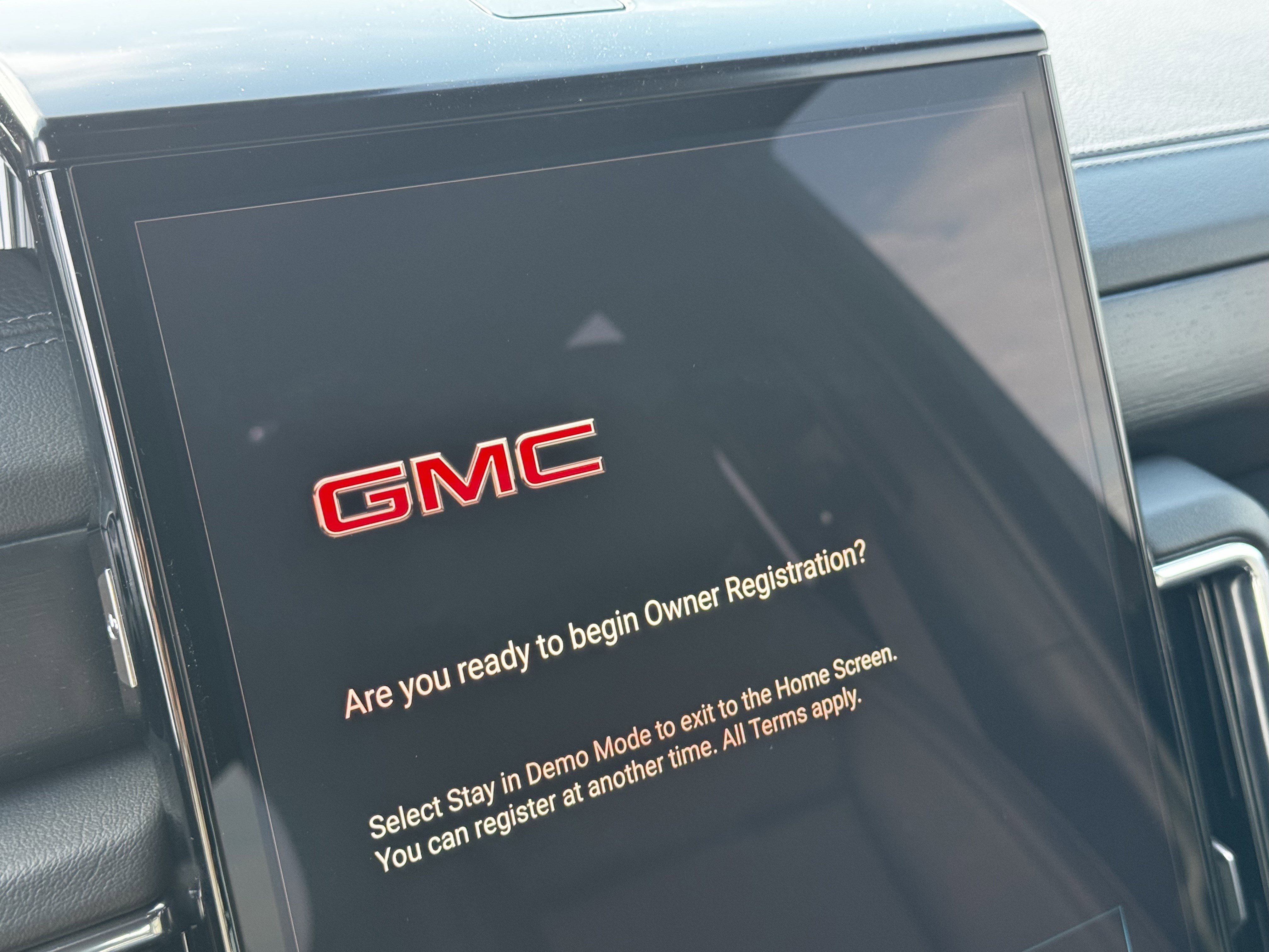 2026 GMC Yukon XL Denali - Photo 16