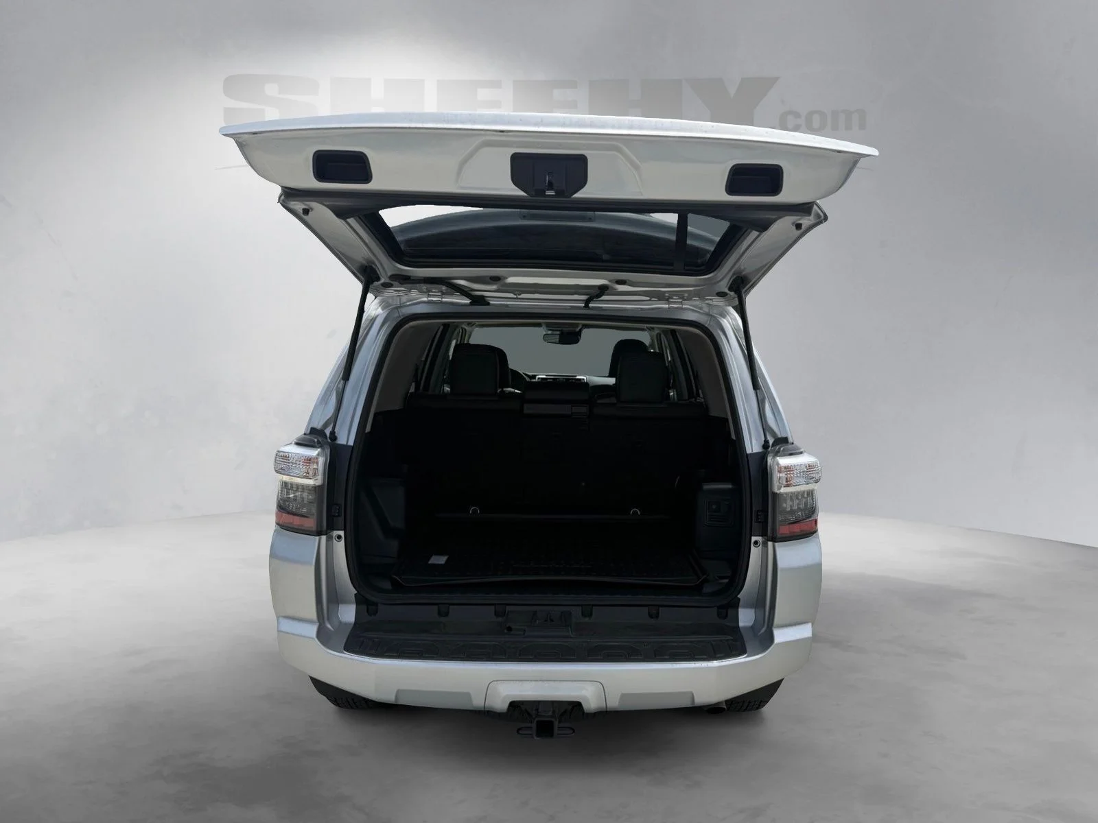 Used 2023 Silver Toyota SR5 Premium image 22