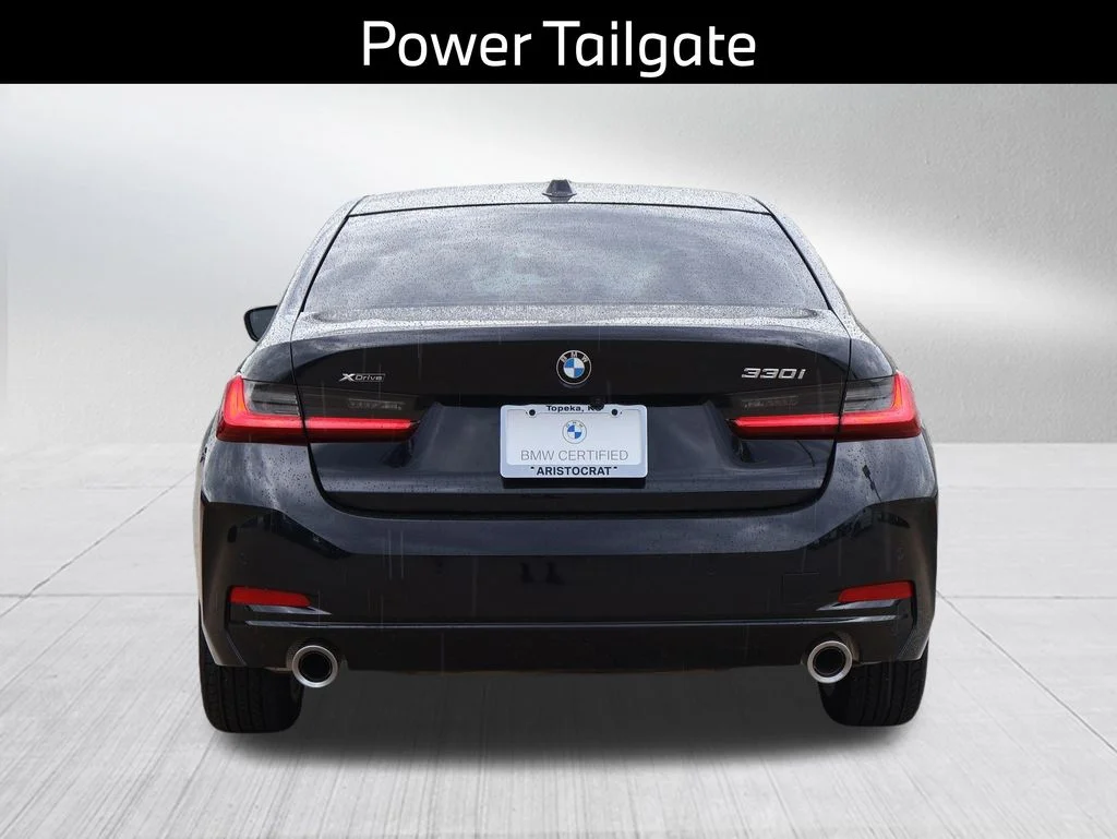 2025 BMW 3 Series 330i - Photo 8