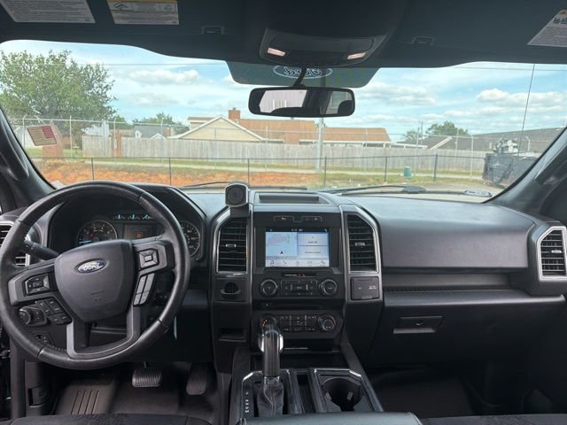 Used 2018 Black Ford XLT image 12