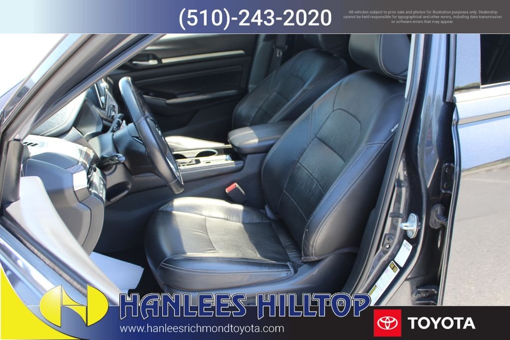 Used 2020 Blue Nissan 2.5 SL image 12