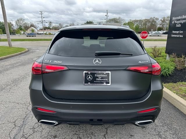 New 2026 MANUFAKTUR exclusive graphite grey magno Mercedes-Benz GLC 300 image 4