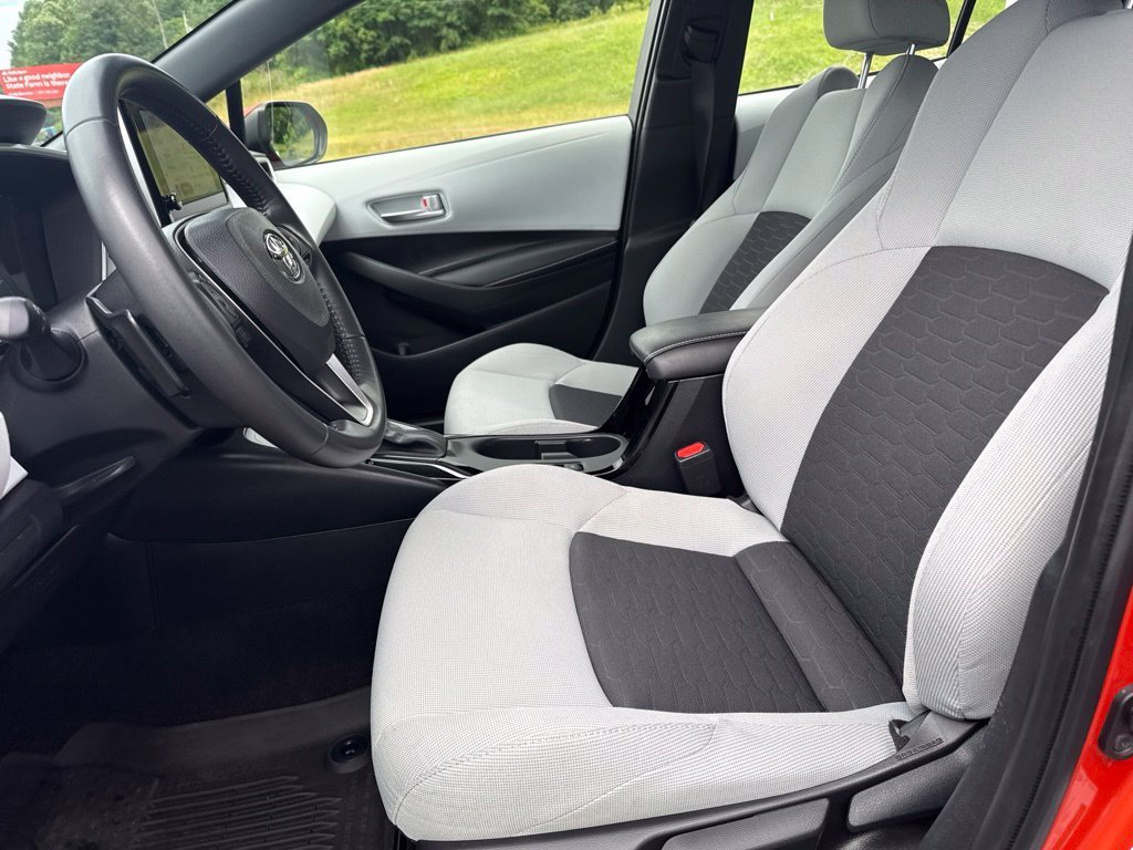 2024 Toyota Corolla Hatchback SE - Photo 16