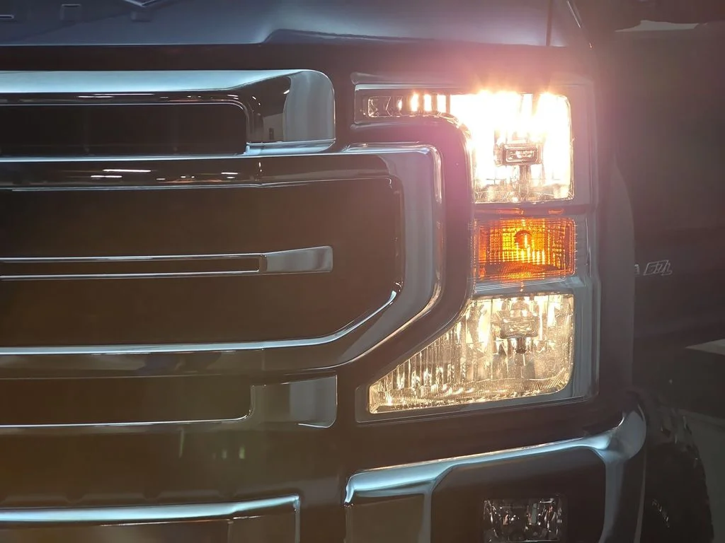 Used 2020 Blue Ford Lariat image 30