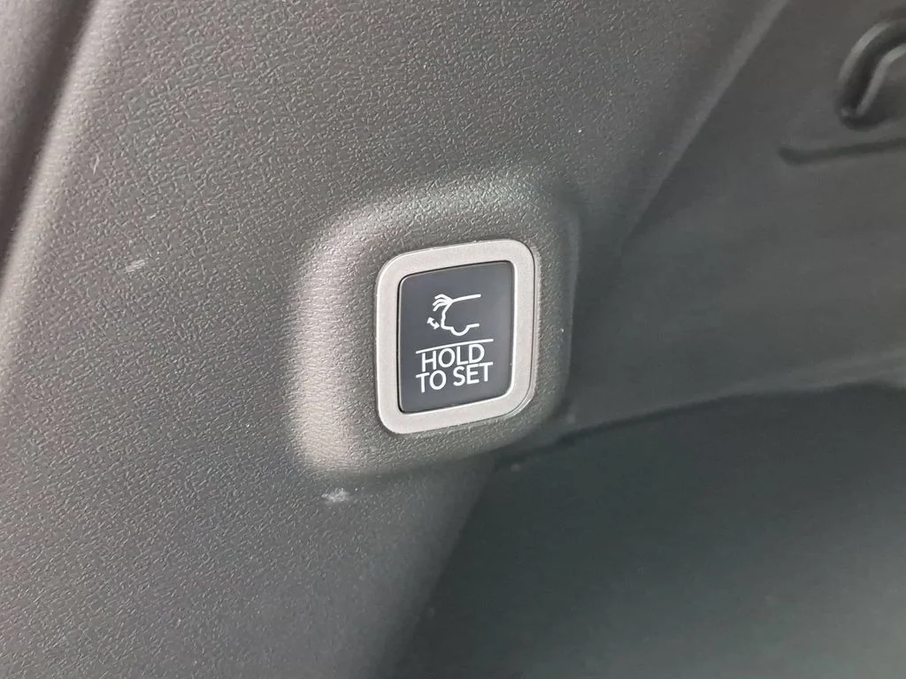 Used 2026 White Jeep Limited image 7