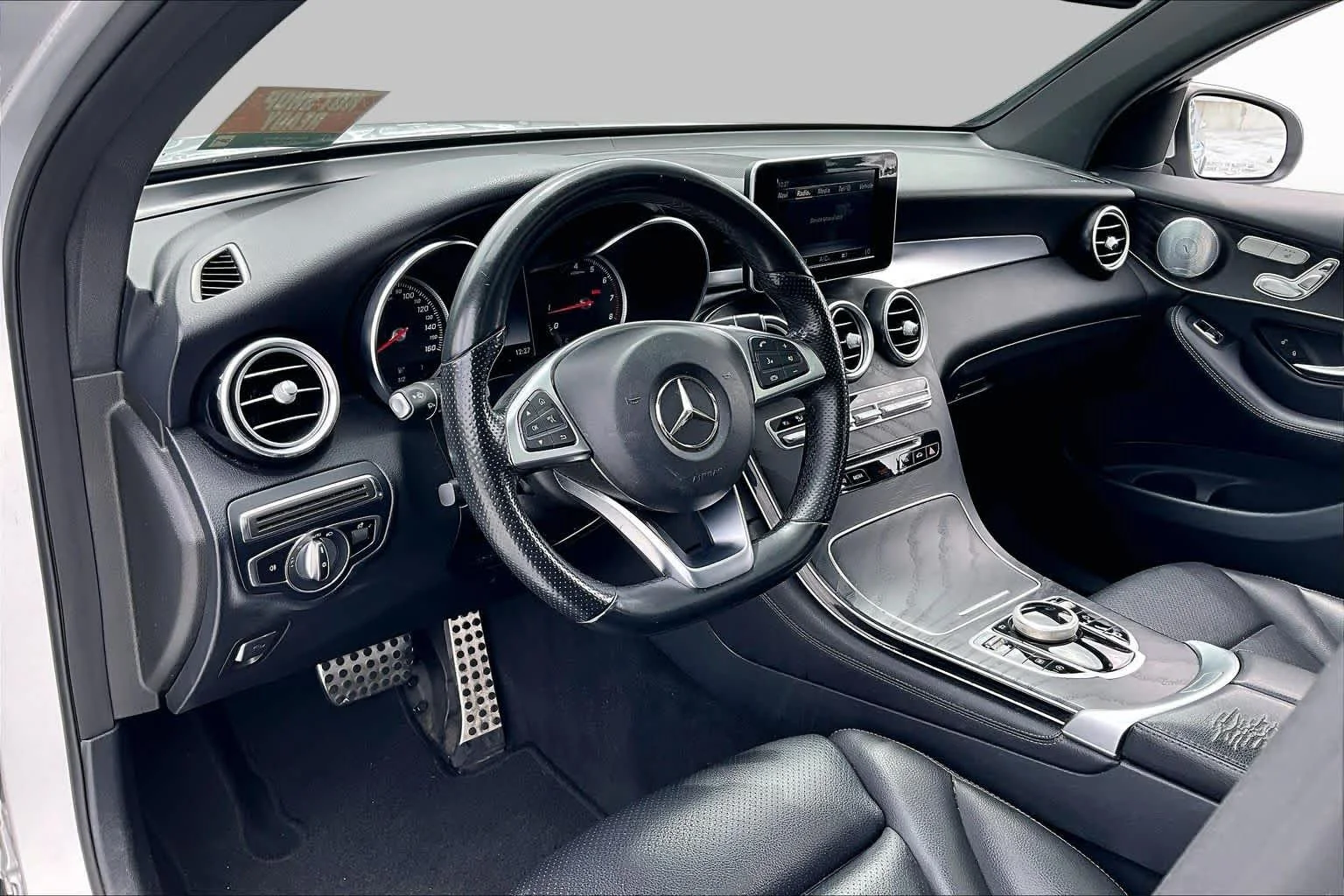 Used 2018 Iridium Silver Metallic Mercedes-Benz GLC 300 image 18